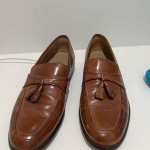 Johnston Murphy men’s dress loafer with tassels